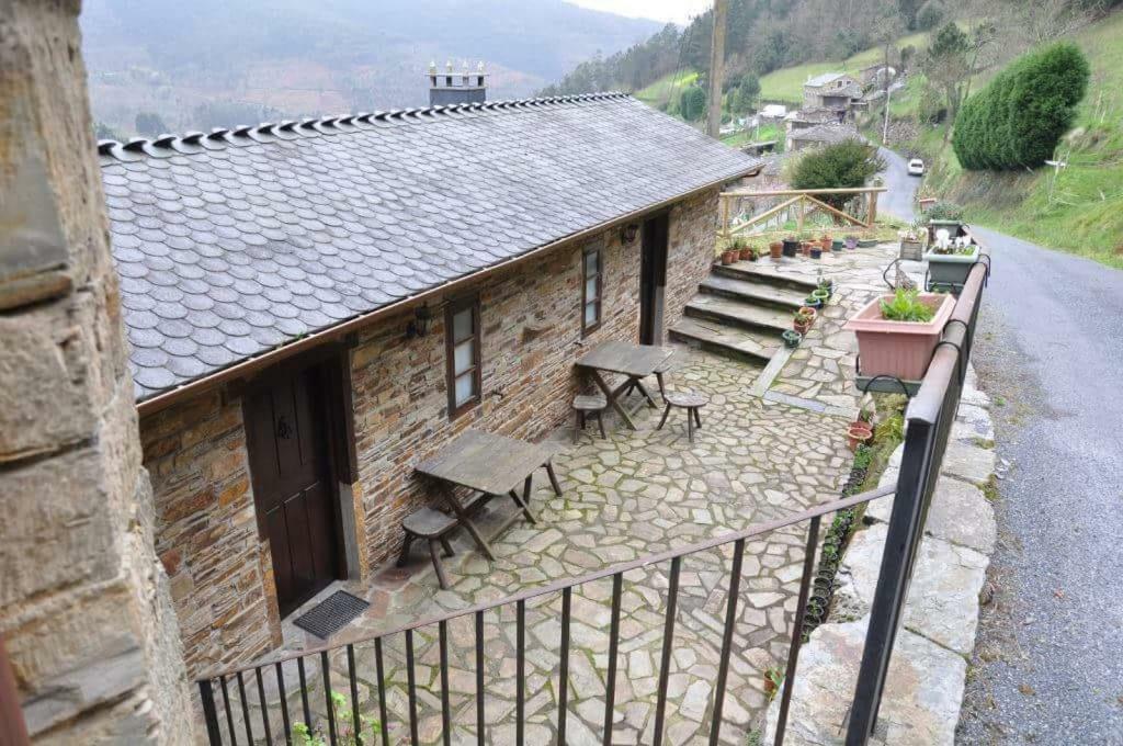 Appartamento Apartamento El Acebo San Tirso de Abres Esterno foto